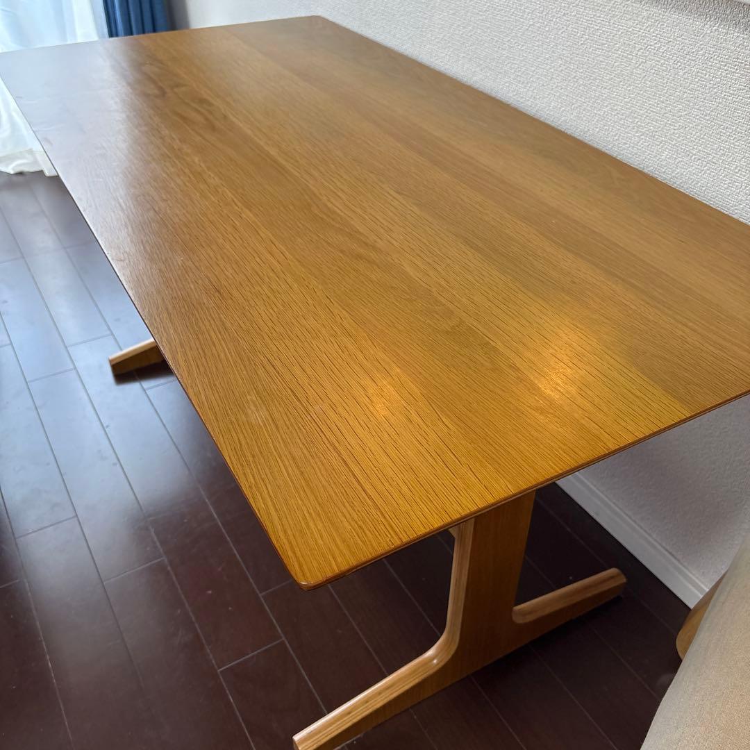無印良品　MUJI リビングでもダイニングでもつかえるテーブル　オーク材