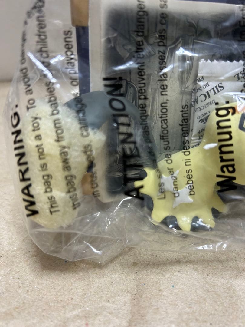 【激レア】ミミッキュフィギュア【海外ポケモンセンター】