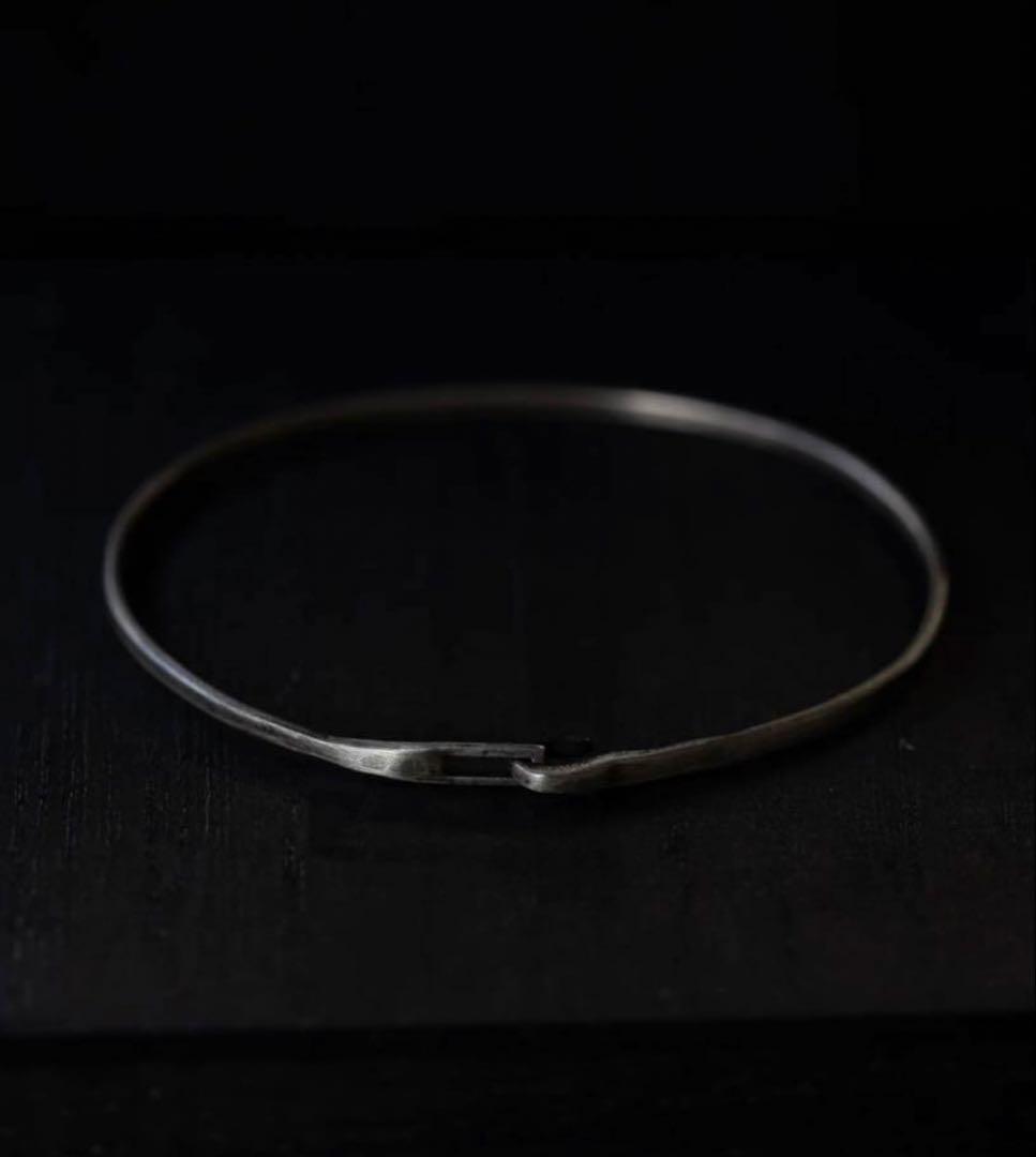 PRY シュウト Silver Hook Bangle [narrow]