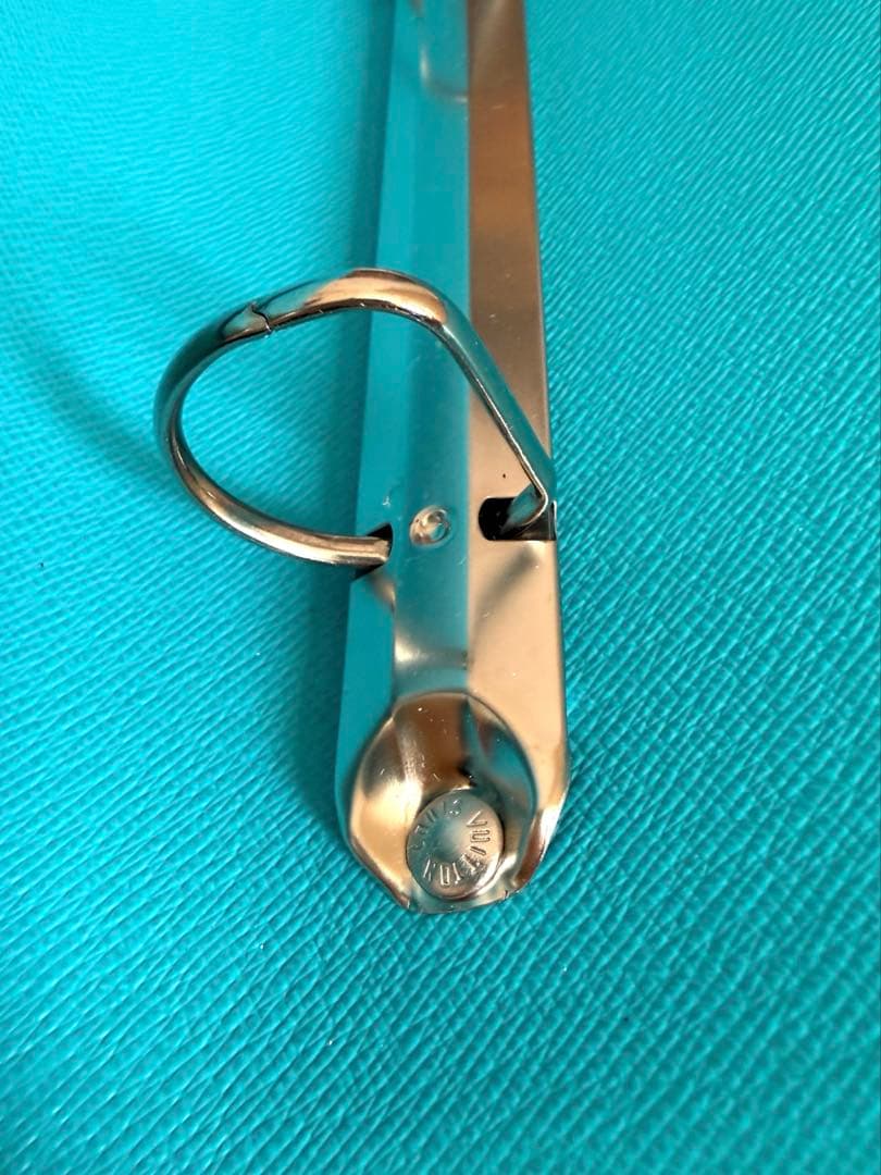 新品未使用♪日本限定IVx TMバインダー・スーパーフラット　GI1569