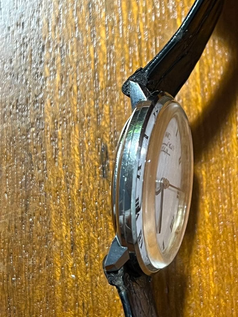 s*i様 iwc 手巻き　ローマンダイヤル ￼￼cal.403 1970年代　美