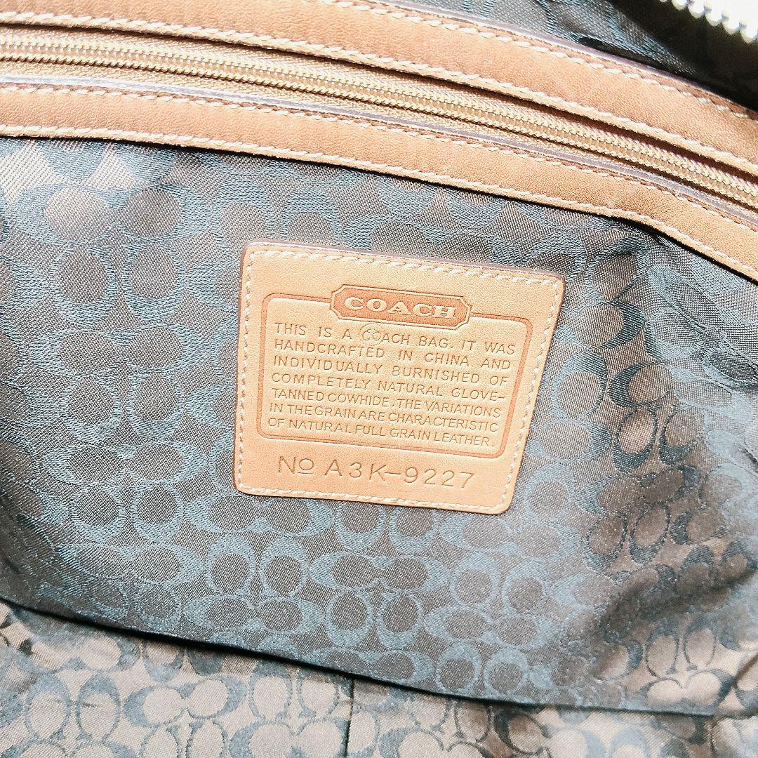 COACH コーチ ショルダーバッグ ハーフムーン レザー ワンショルダー