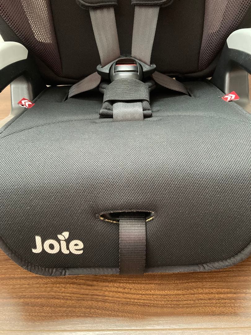 Joie ジョイー elevate エレベート ジュニアシート