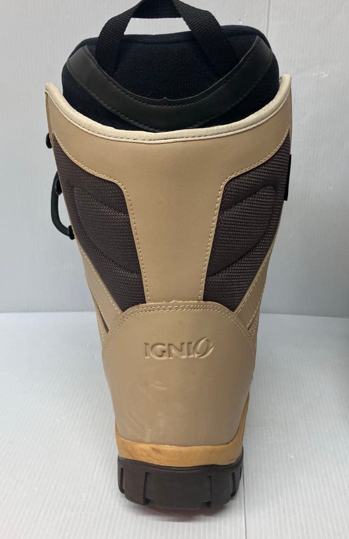【IGNIO/イグニオ】スノーボードブーツ　編み上げブーツ　27.0〜27.5㎝