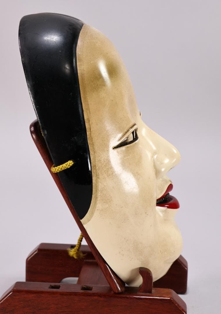 時代 古面　木彫彩色能面「小面」縦21cm　女面 お歯黒 能楽面　BK127