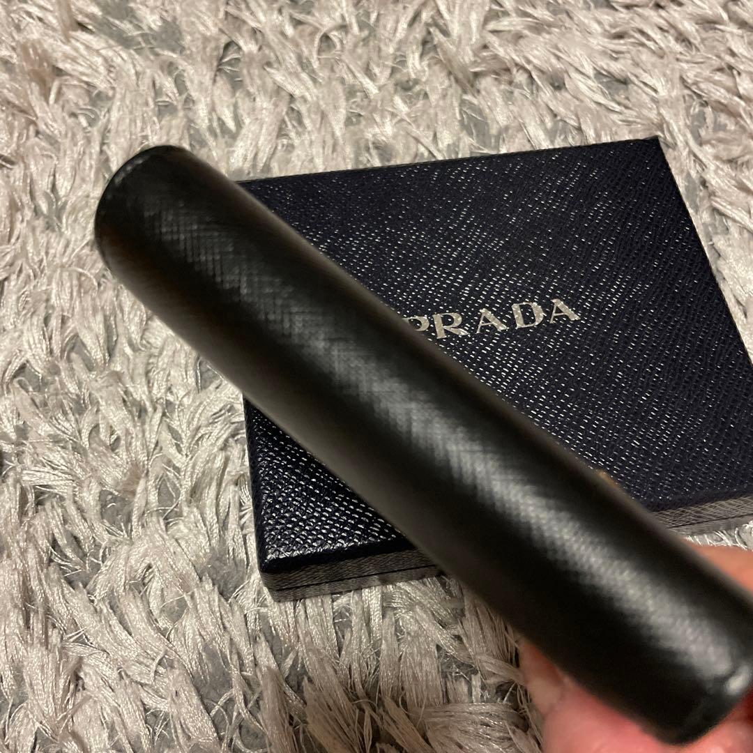 PRADA 二つ折り財布 サフィアーノレザー 黒