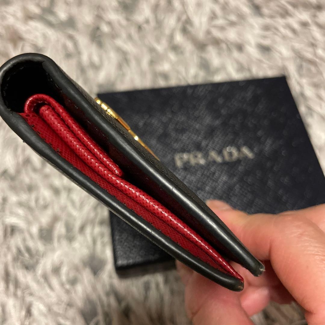 PRADA 二つ折り財布 サフィアーノレザー 黒