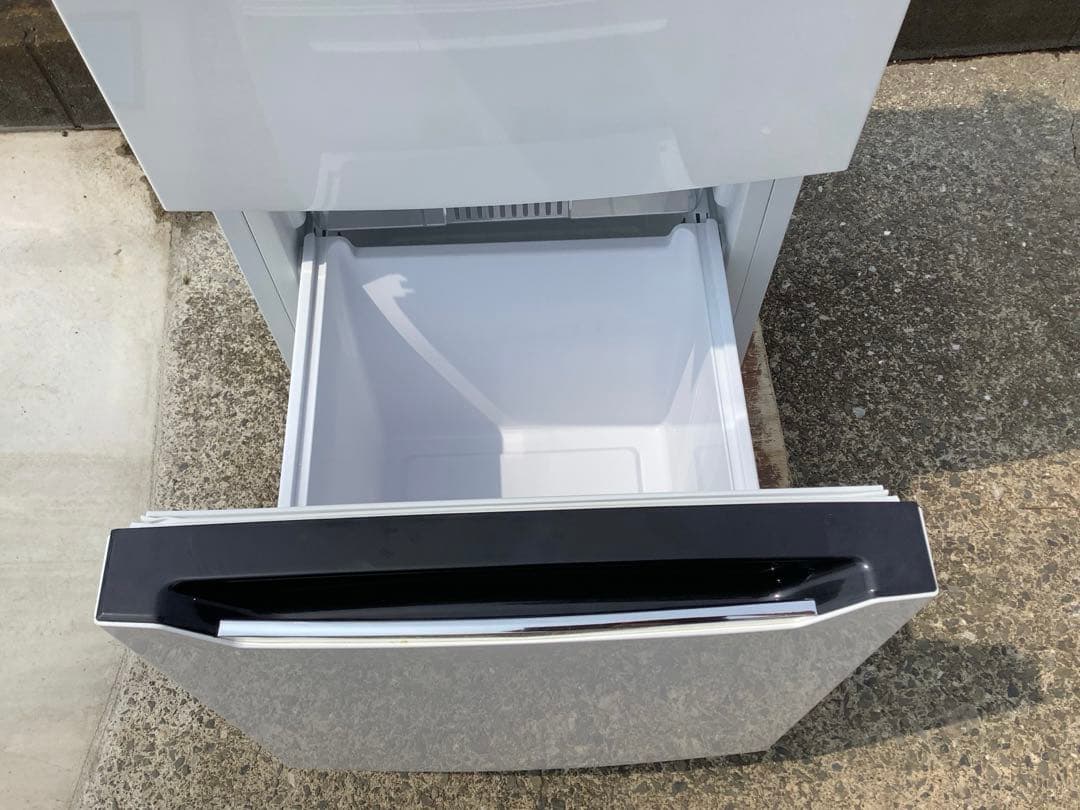 【大人気】ハイセンス 2ドア冷蔵庫 HR-D1302 130L 2017年製