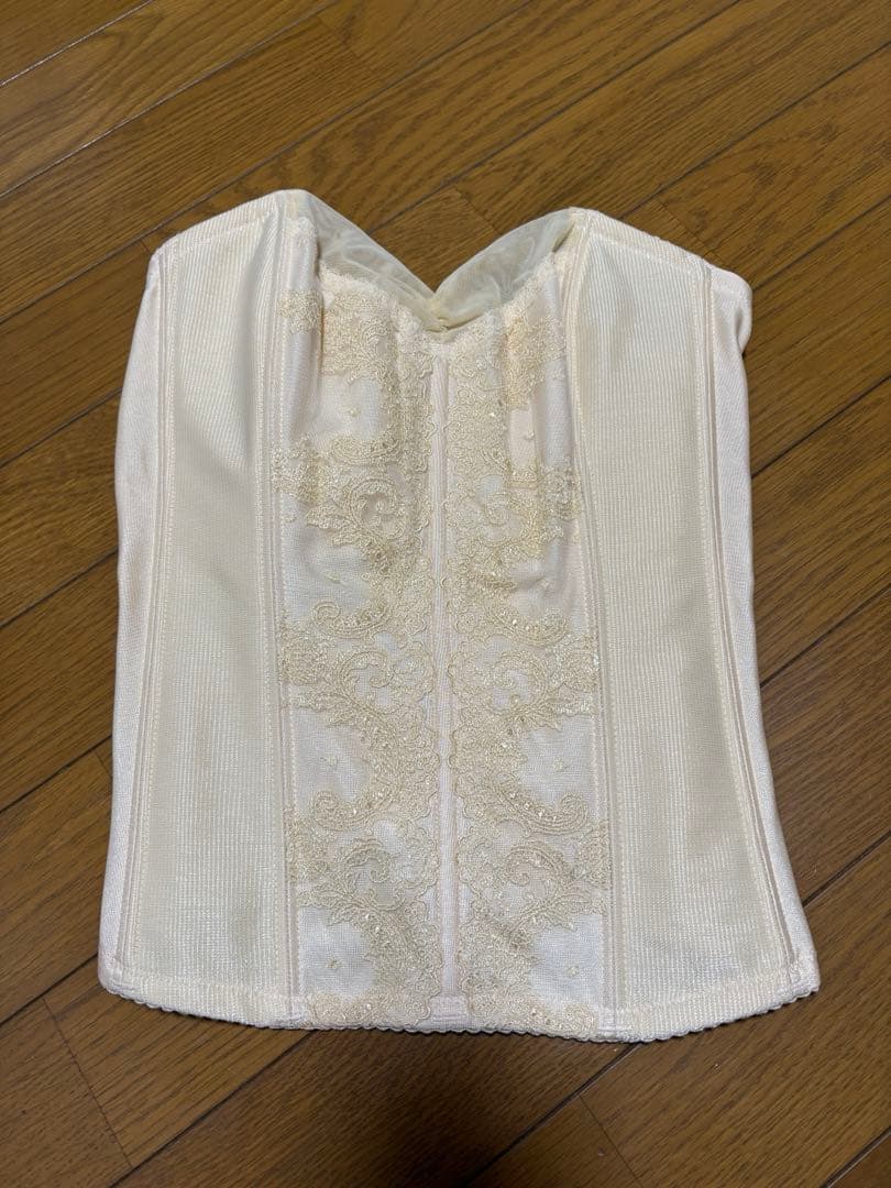 フォーシスアンドカンパニー　スタイルフィットビスチェ　82