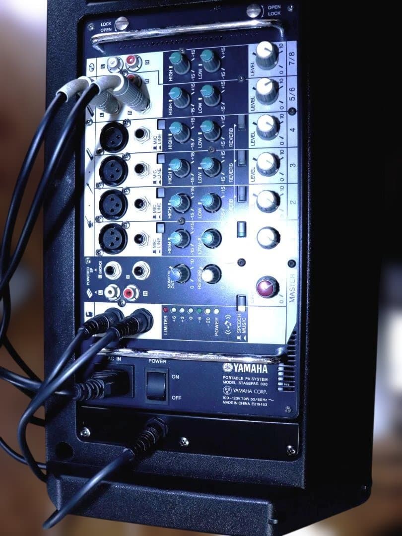 ポータブルPAシステム STAGEPAS 300 YAMAHA ヤマハ
