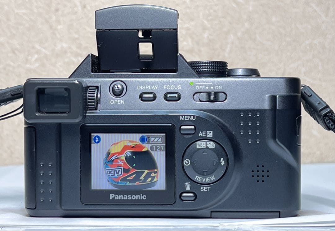 パナソニック LUMIX DMC-FZ2 デジタルカメラ