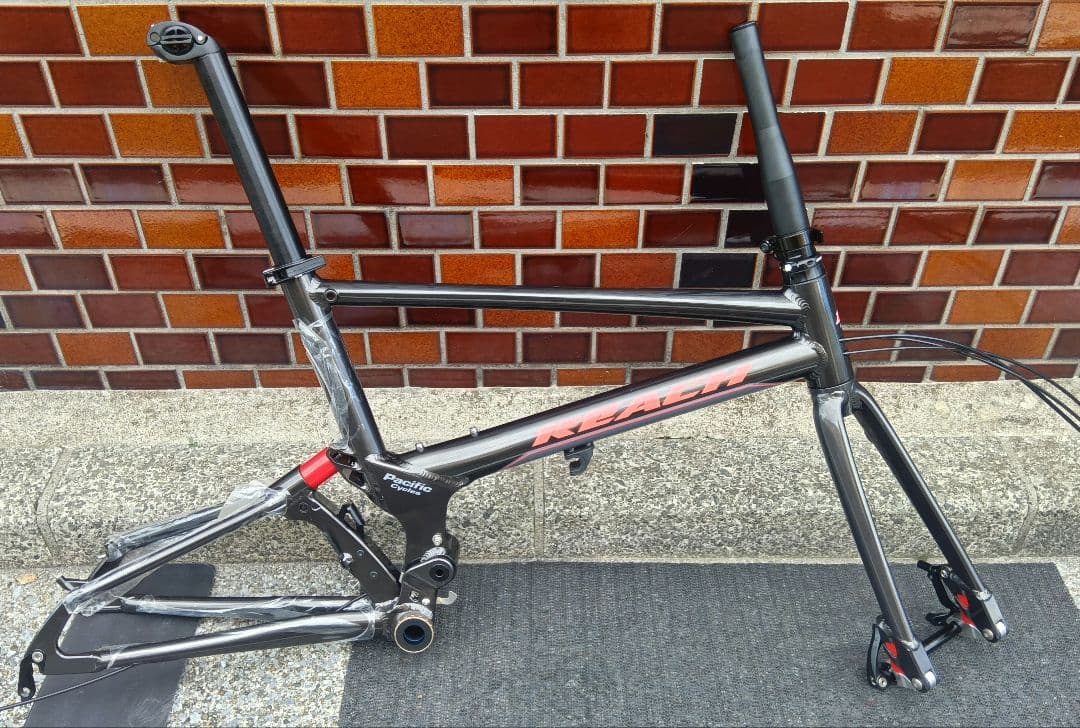 28日迄期間限定価格 REACH フレームセット