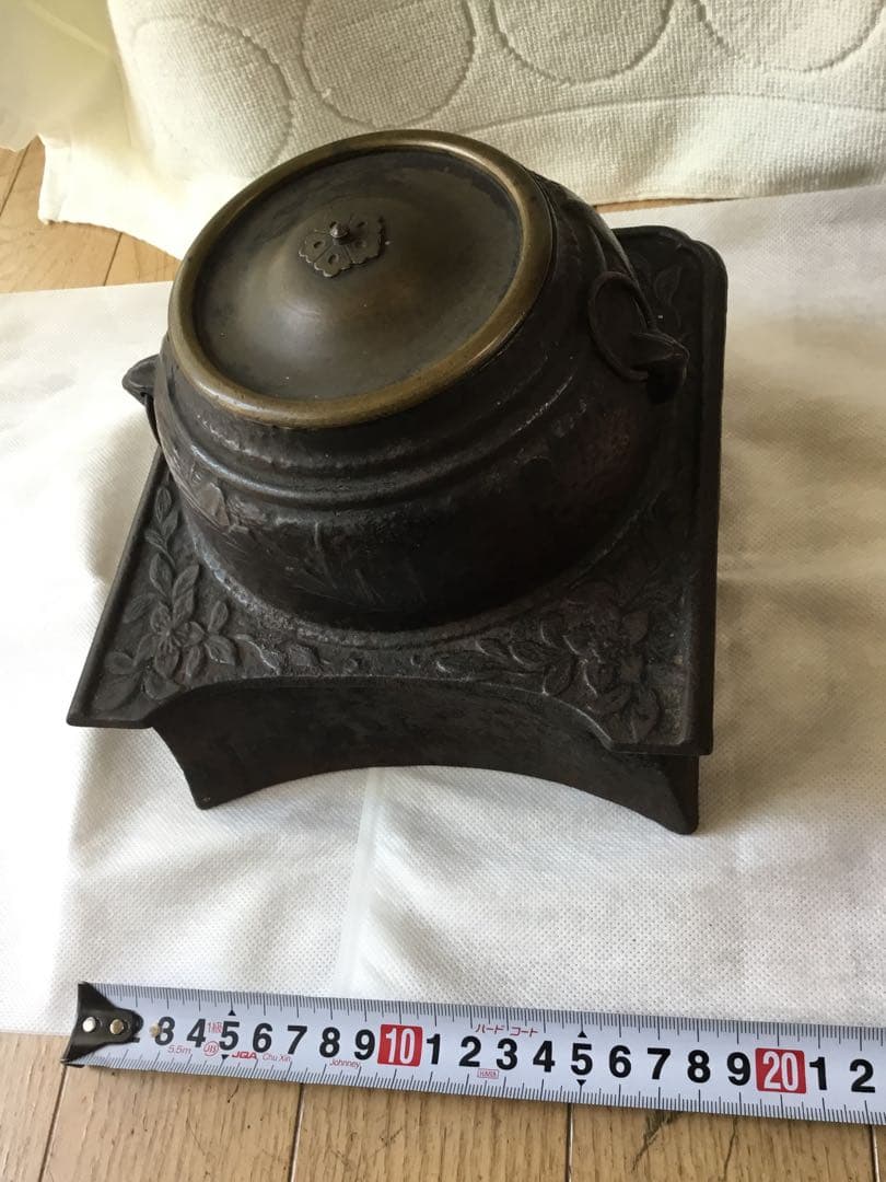 時代物　骨董　鉄瓶　茶釜　茶道具　茶器　真鍮蓋　美術品　レトロ　アンティーク