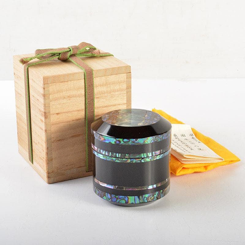 茶道具　小坂公一作　黒漆塗　青貝張　雪吹棗　共布共箱　V　6734