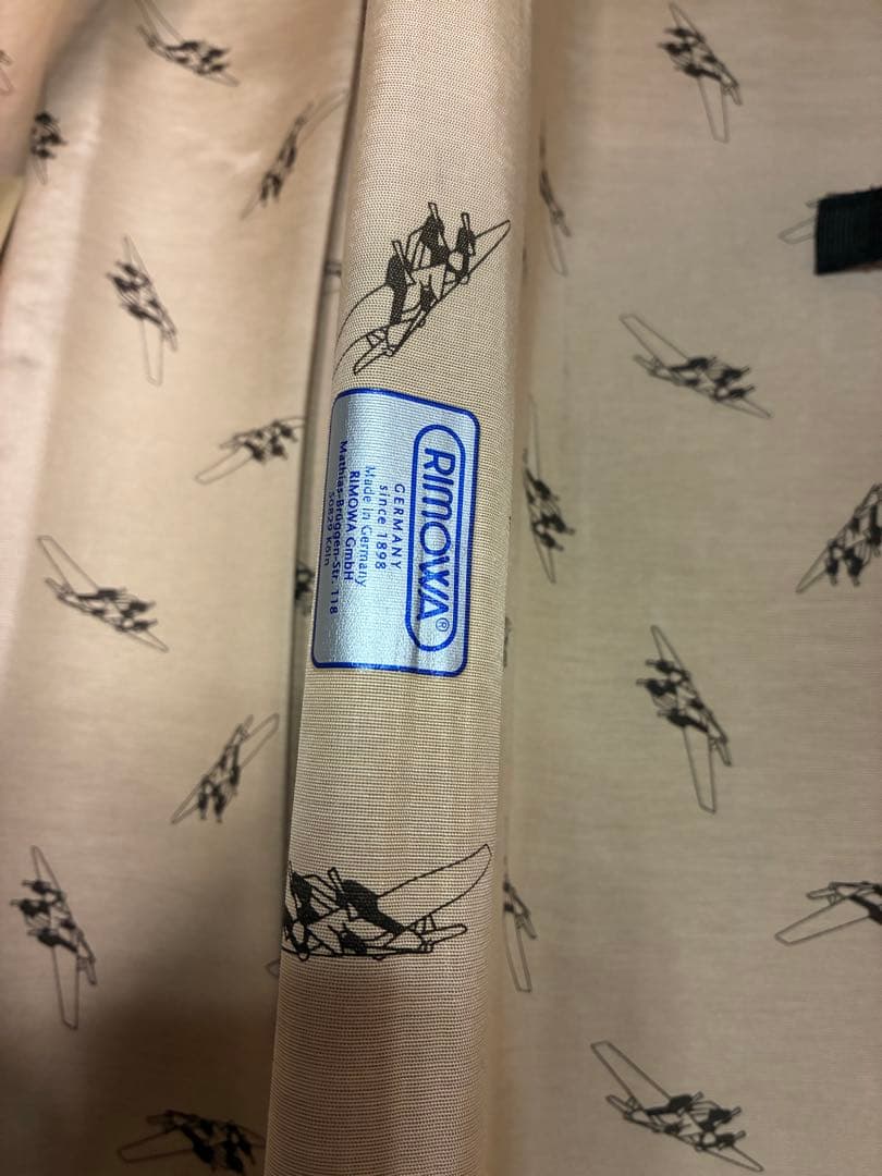 リモワ　クラシックフライト974.70 78ℓキャリーケース TSAロック付き