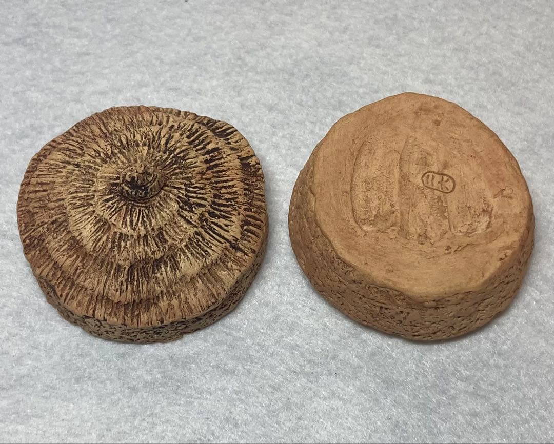 B264h 「わらぐろ香合」佐々木二六作　二六焼　共布共箱　茶道具　愛媛　天神蟹