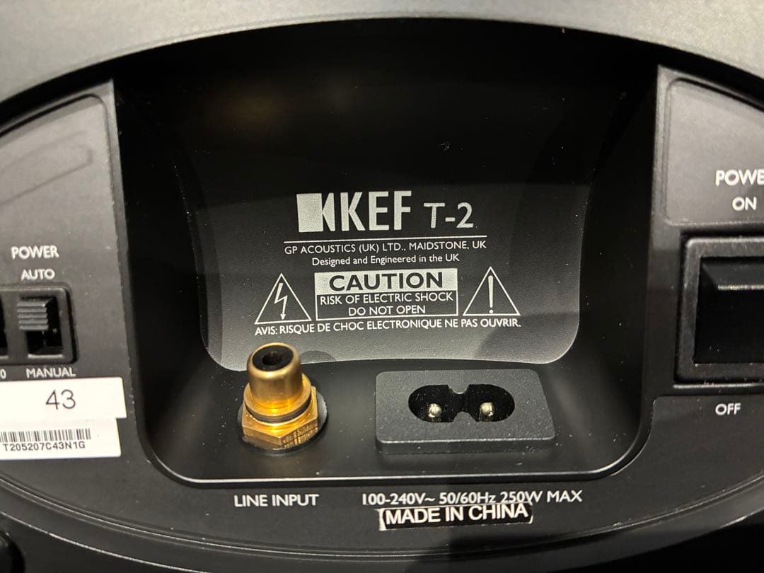 KEF T2 サブウーファー　ほぼ未使用品（10分だけ音出し確認済み）