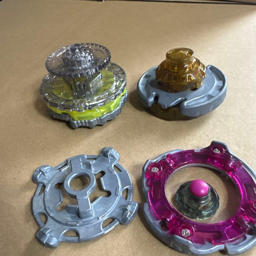 メタルファイトベイブレード　ランダムブースターレアベイセット(国内正規品)