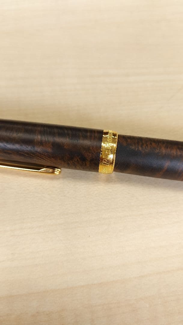 【未使用】アカブライヤー　センチュリー3776　プラチナ万年筆 F（細字）