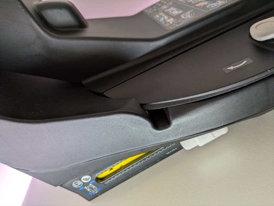 マキシコシ ファミリーフィックス360 用ベース回転式 ベースメントpro