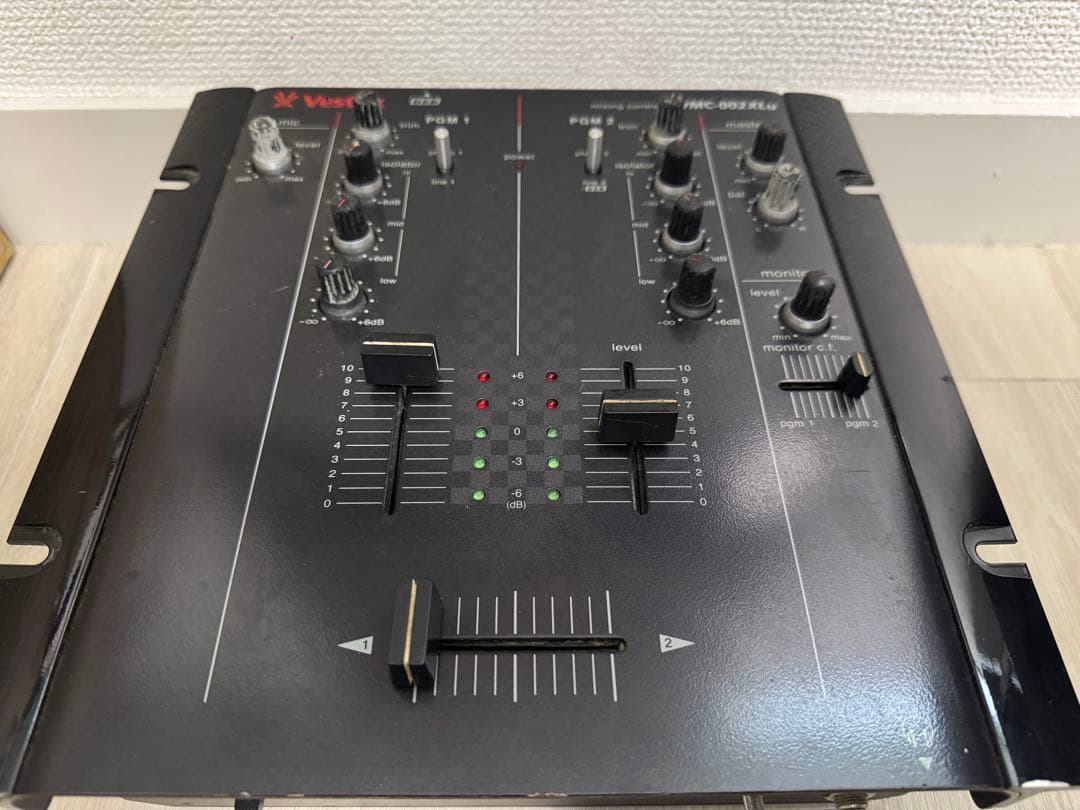 Vestax VMC-002XLu DJミキサー