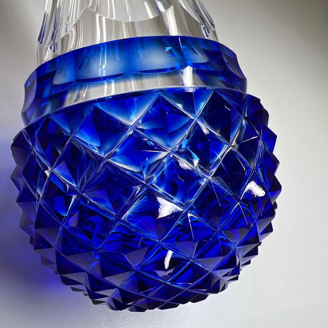 島津磯斉　薩摩切子色被ガラス鶴首花入　共箱　高さ15㎝　東Y7-0717⭐︎1F