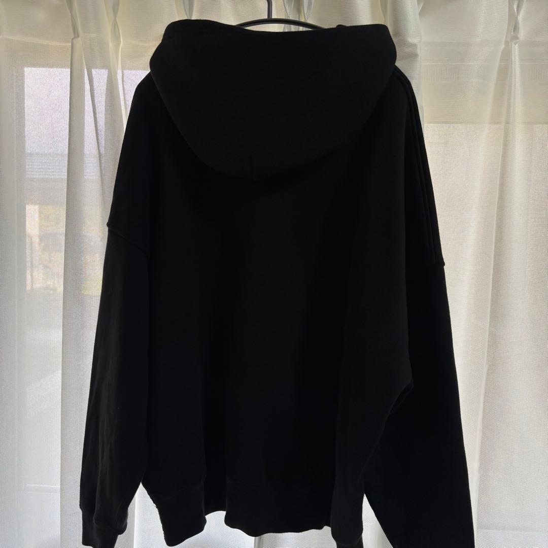 MADARANINGEN パーカー