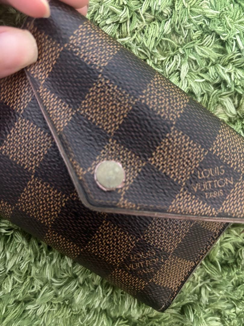 ルイ・ヴィトン♡ ダミエ エベヌ ローズ ポルトフォイユ ヴィクトリーヌ