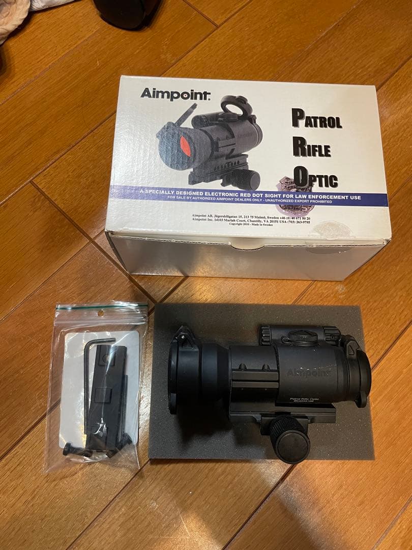 エイムポイント　実物　ダットサイト