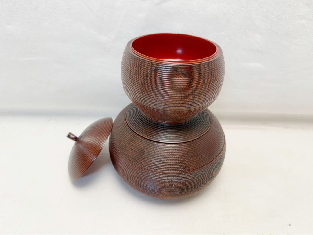 ほぼ未使用 茶道具 欅 天然木製 溜塗 千筋四段 千成瓢箪形 重箱 弁当 網