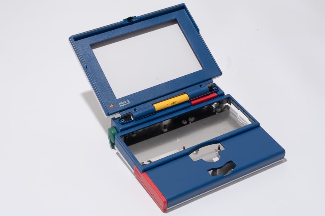 apple PowerBook170 JLPGA記念 ベネトン 未使用外装パーツ