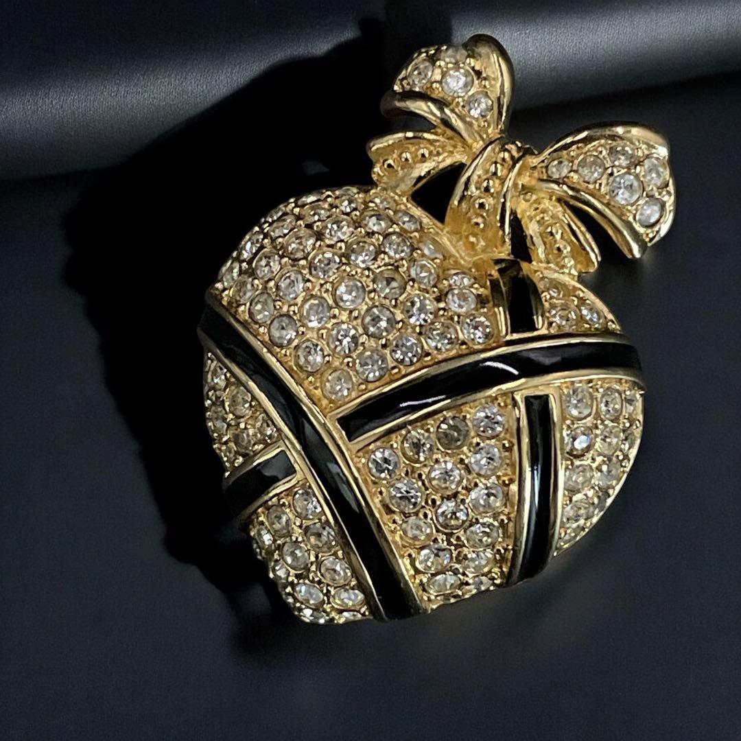 希少デザイン　美品　クリスチャンディオール　ストロベリー　ブローチ　コサージュ