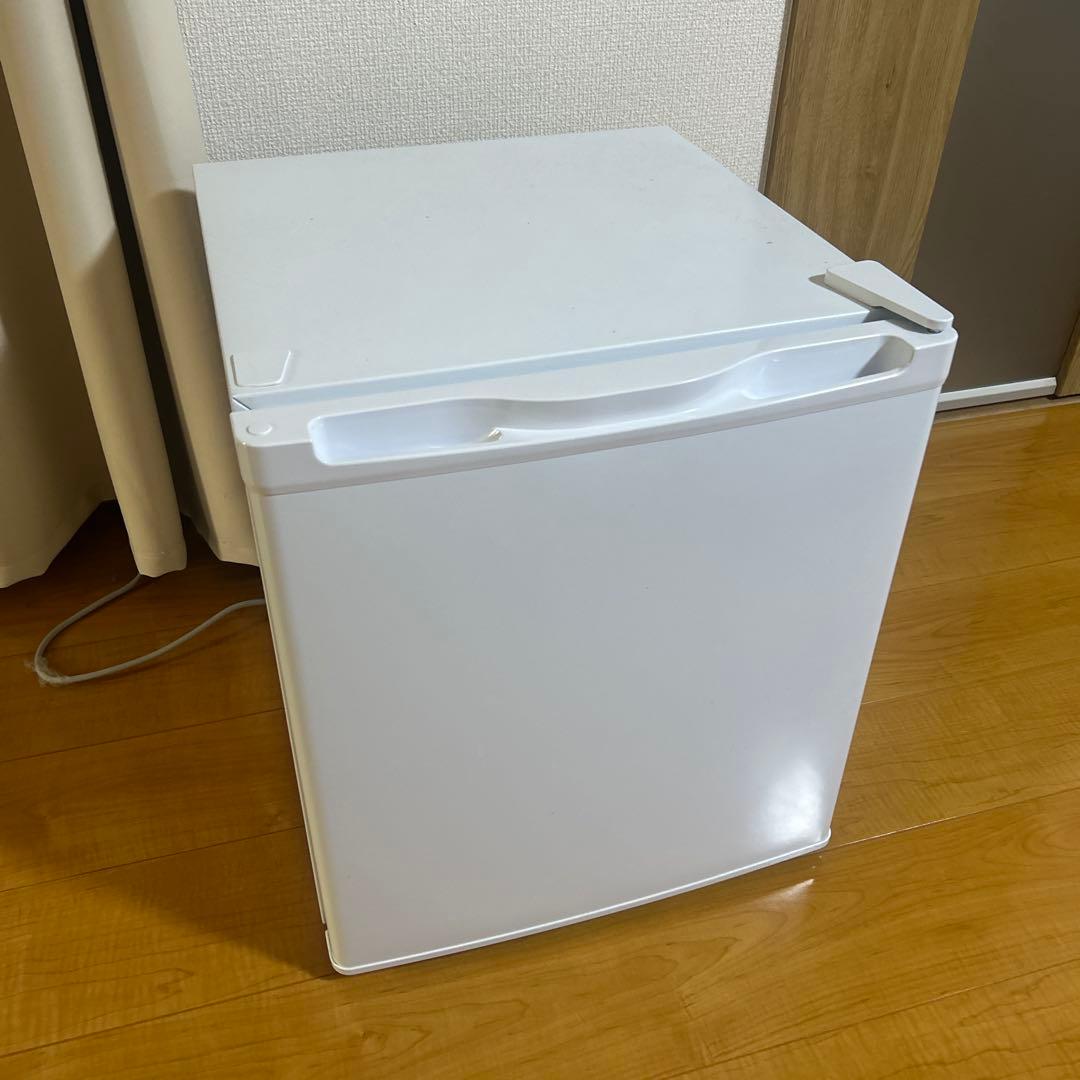 MAXZEN 小型冷凍庫 33L【お値下げ交渉大歓迎！】