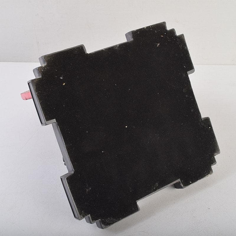 仏教美術　樹脂製　彩色　不動明王坐像　仏像　M　8680