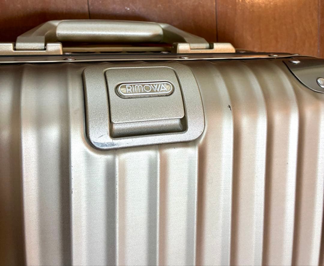 廃盤 RIMOWA リモワ トパーズ プレミアム 35L 機内持込 2輪