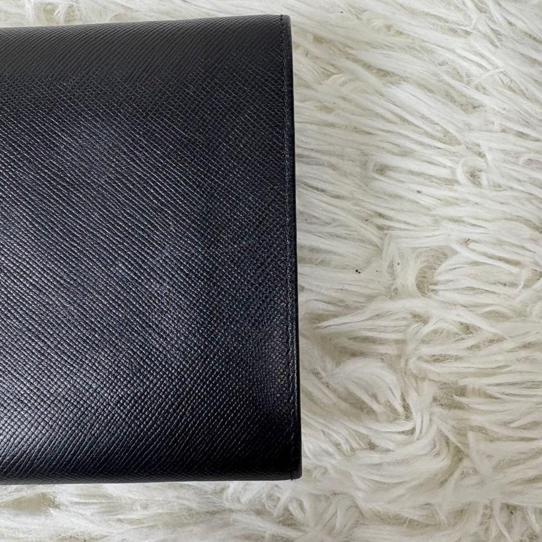未使用級✨PRADA プラダ　三つ折り財布　三角ロゴプレート　サフィアーノ　黒
