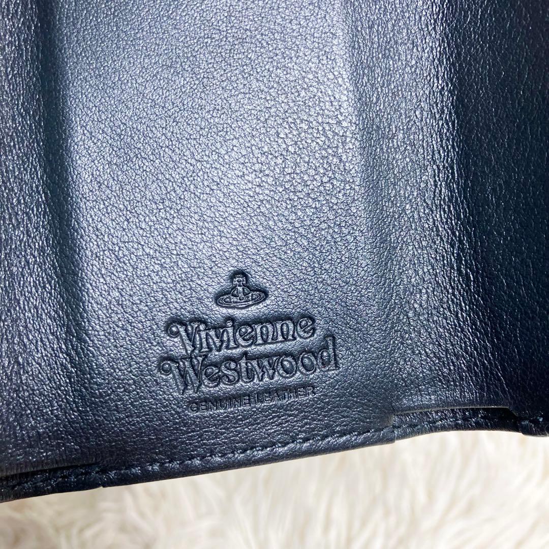 【新品同様】 ヴィヴィアン トリフォールド レター型 オーブ