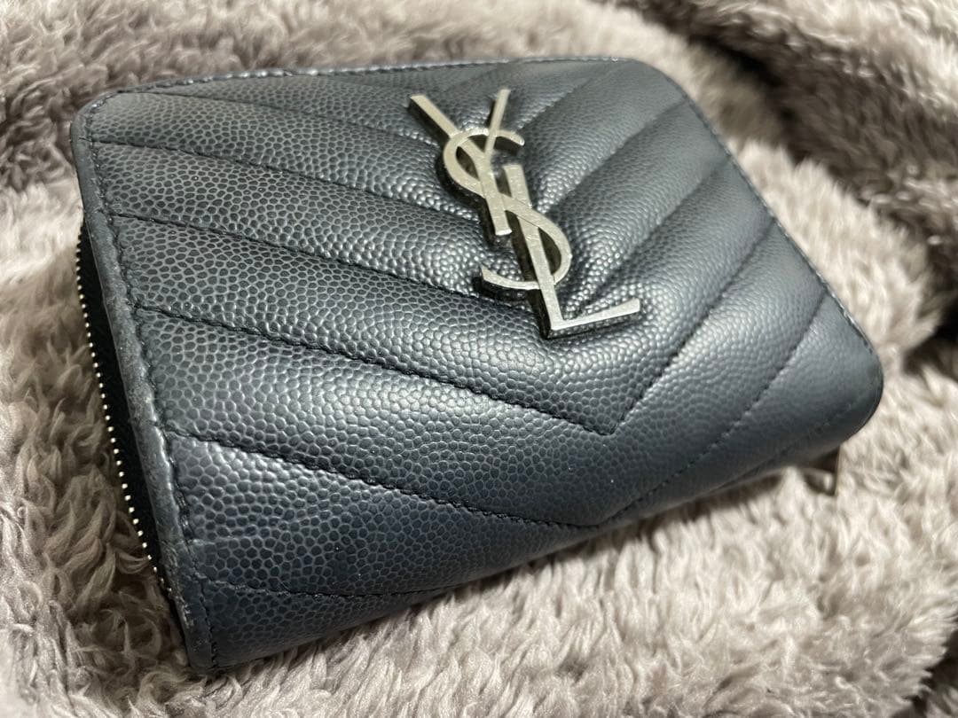 サンローラン　BLACK 二つ折り財布