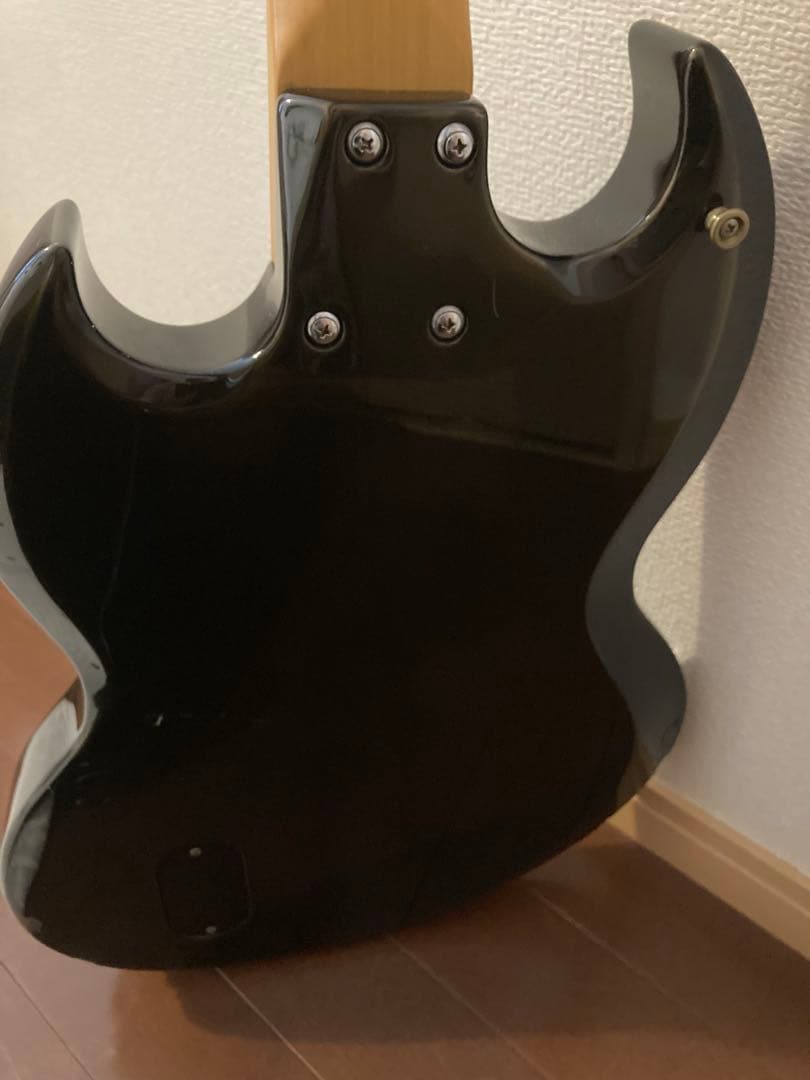 【さむ】EDWARDS(エドワーズ)エレキベース