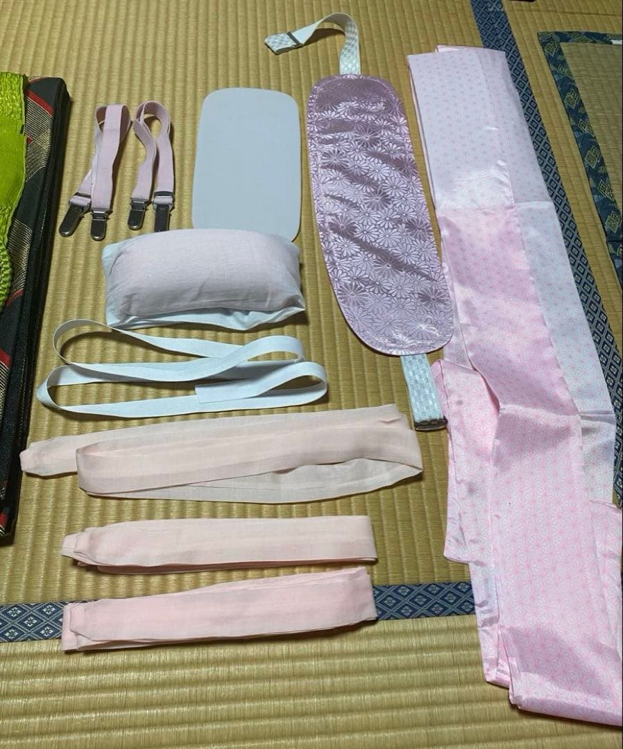 メルカリ市中だけお値下げ　県民共済正絹振袖フルセットグリーン金赤黒　ぽっちゃり