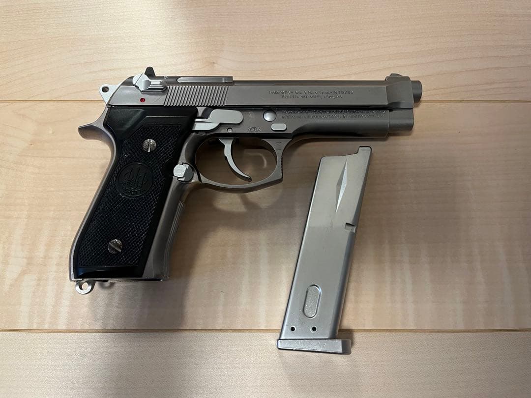 ウエスタンアームズ　M92FS INOX