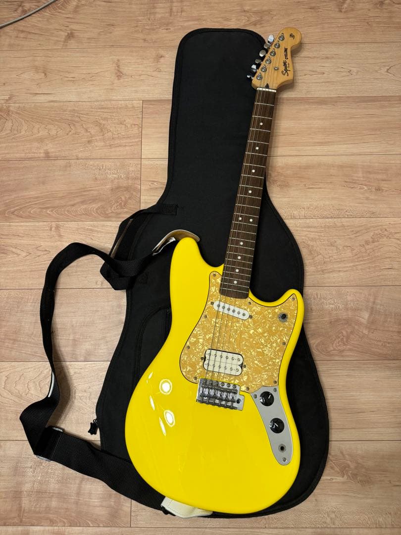 Squier CYCLONE スクワイヤー サイクロン　希少イエローカラー