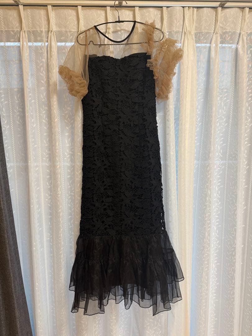 LEJA アシンメトリーチュールスリーブレースフリルヘムIラインワンピースドレス