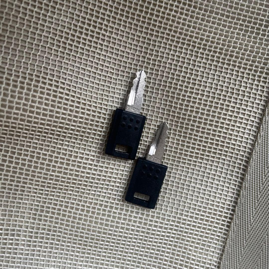 innovator イノベーター キャリーバッグ スーツケース 赤 ワインレッド