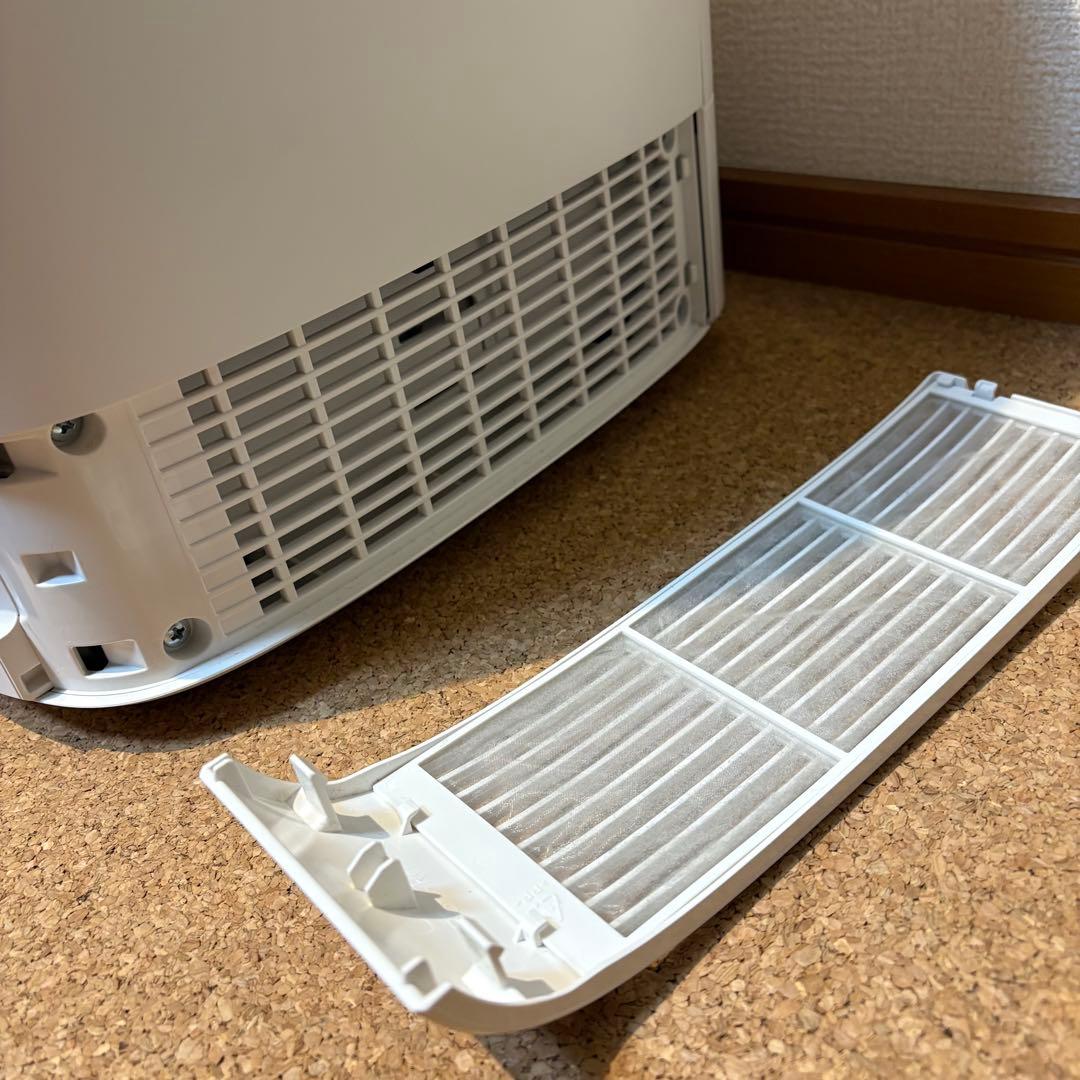 【美品】SHARP シャープ 除湿乾燥機 CV-P60-W 2022年製 14畳