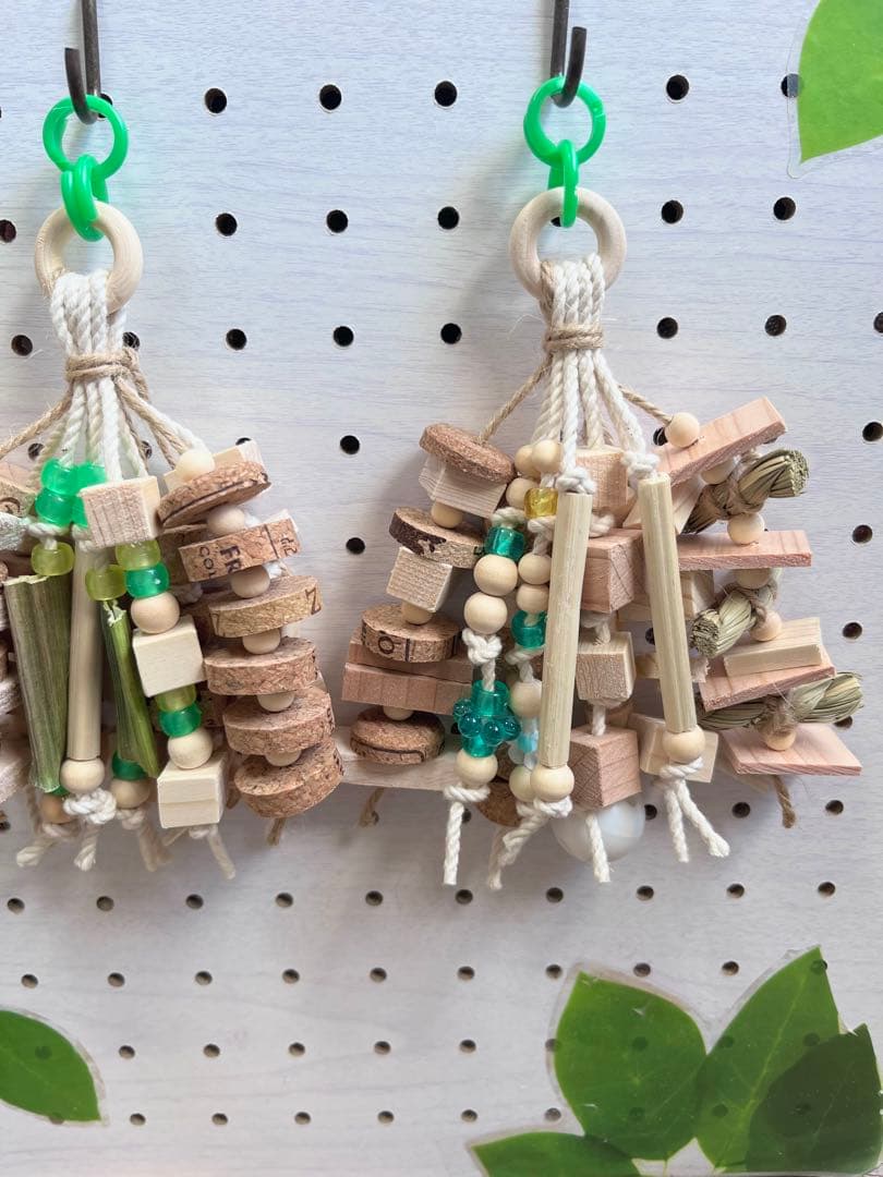 インコおもちゃ　鳥おもちゃ　バードトイ　いろいろ素材