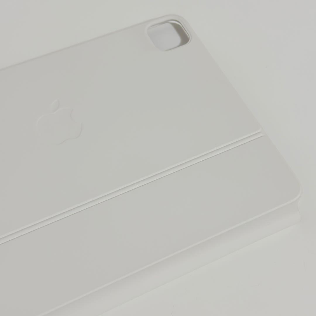 【美品】アップル Magic Keyboard A2261 MJQJ3J/A