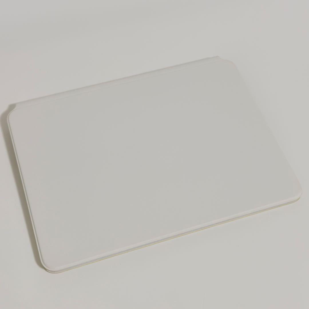 【美品】アップル Magic Keyboard A2261 MJQJ3J/A