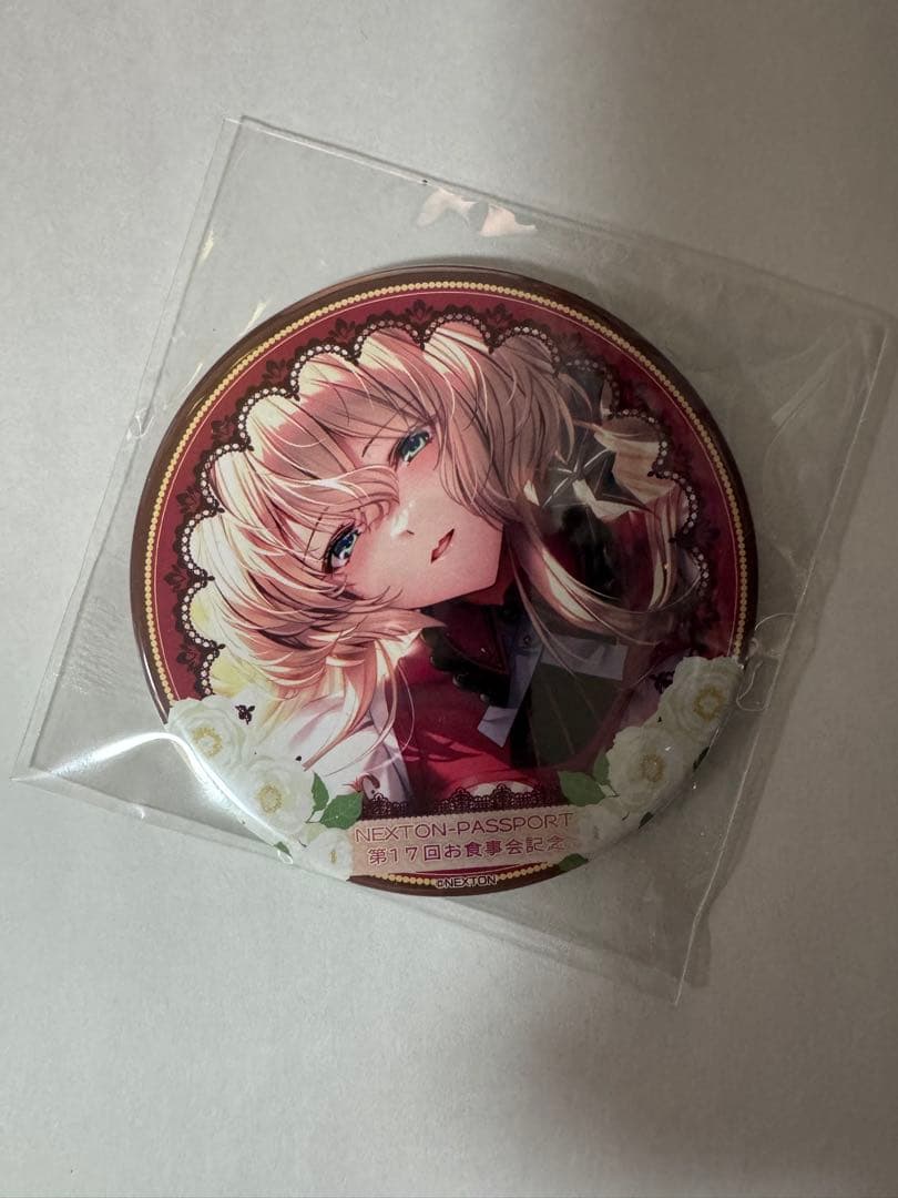 アマカノ3 スカーレット・斑鳩・ウィスタリア 缶バッジ