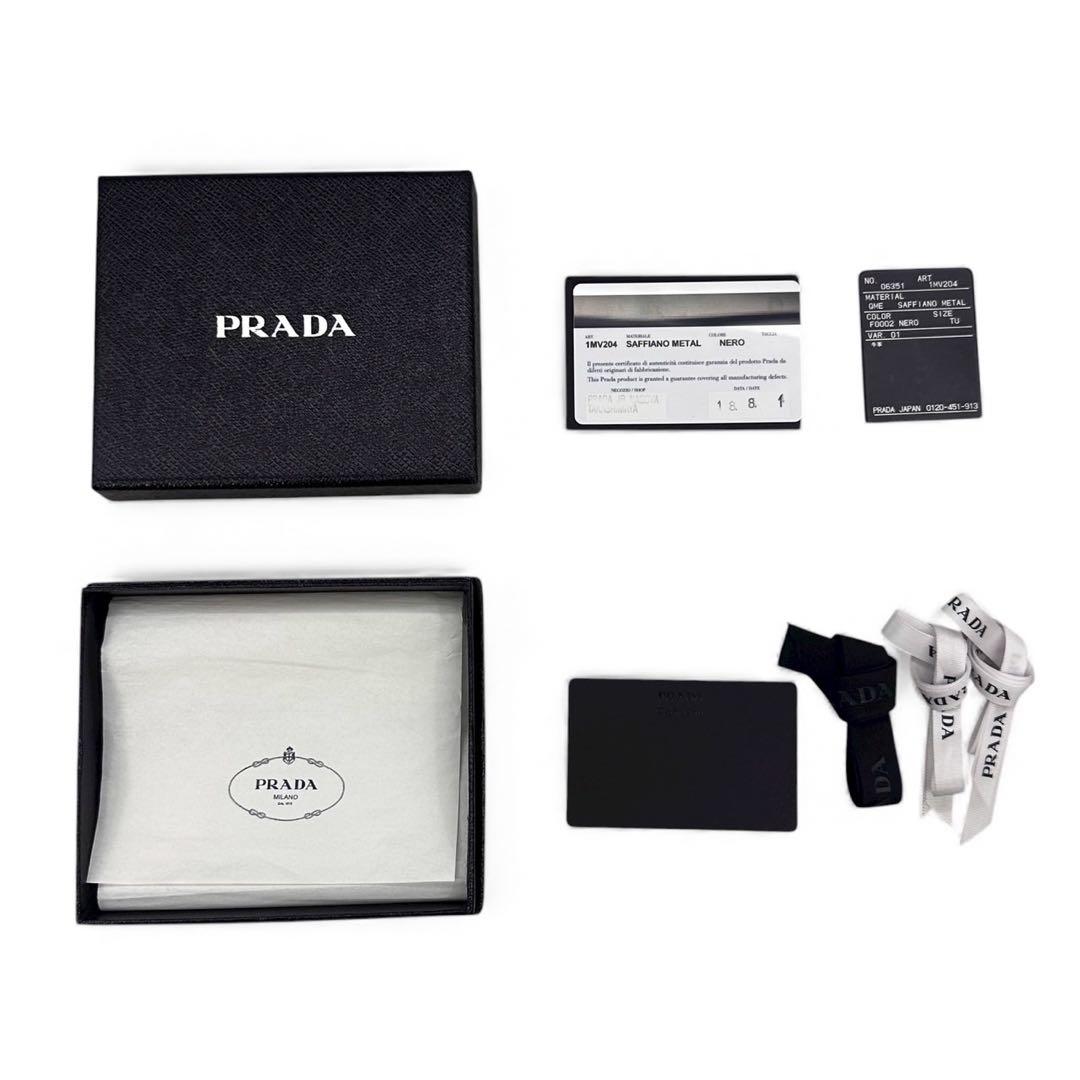 極美品 箱付 プラダ サフィアーノ 二つ折り財布 小銭入れ  カード ロゴ